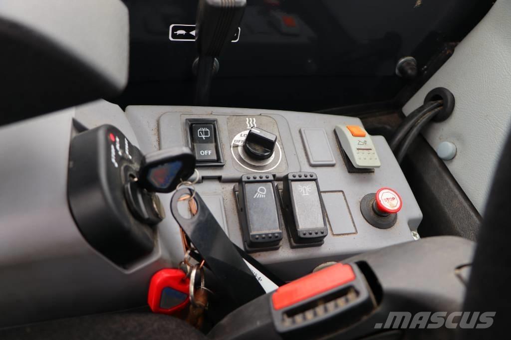 Kubota KX019-4 Мини-экскаваторы