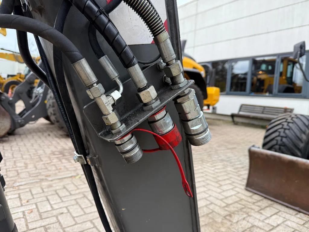 Volvo EW60 Колёсные экскаваторы