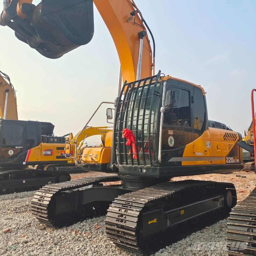 Hyundai R220LC-9S Гусеничные экскаваторы
