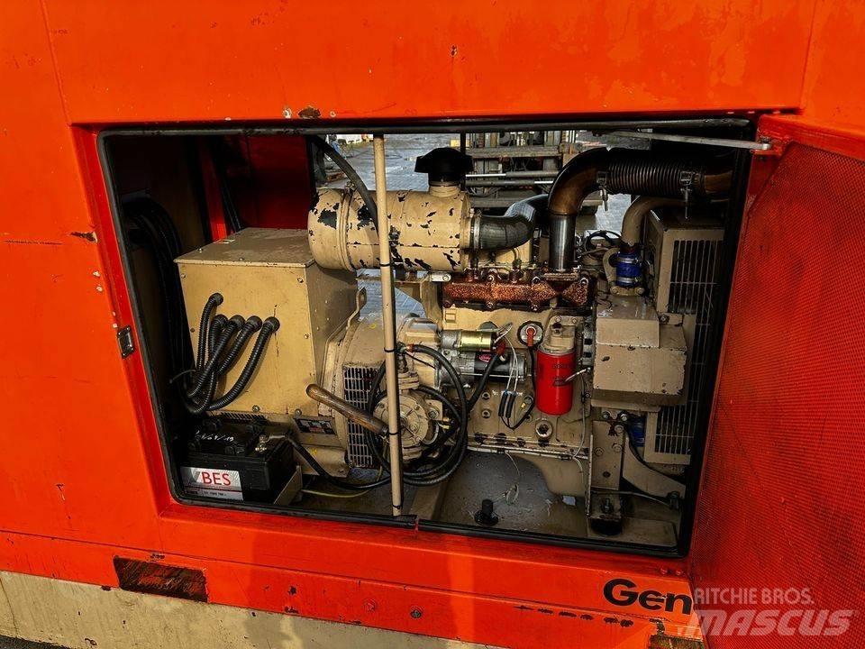 Cummins 30 KVA Дизельные генераторы