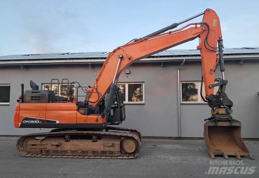 Doosan DX 300 LC-5 Гусеничные экскаваторы