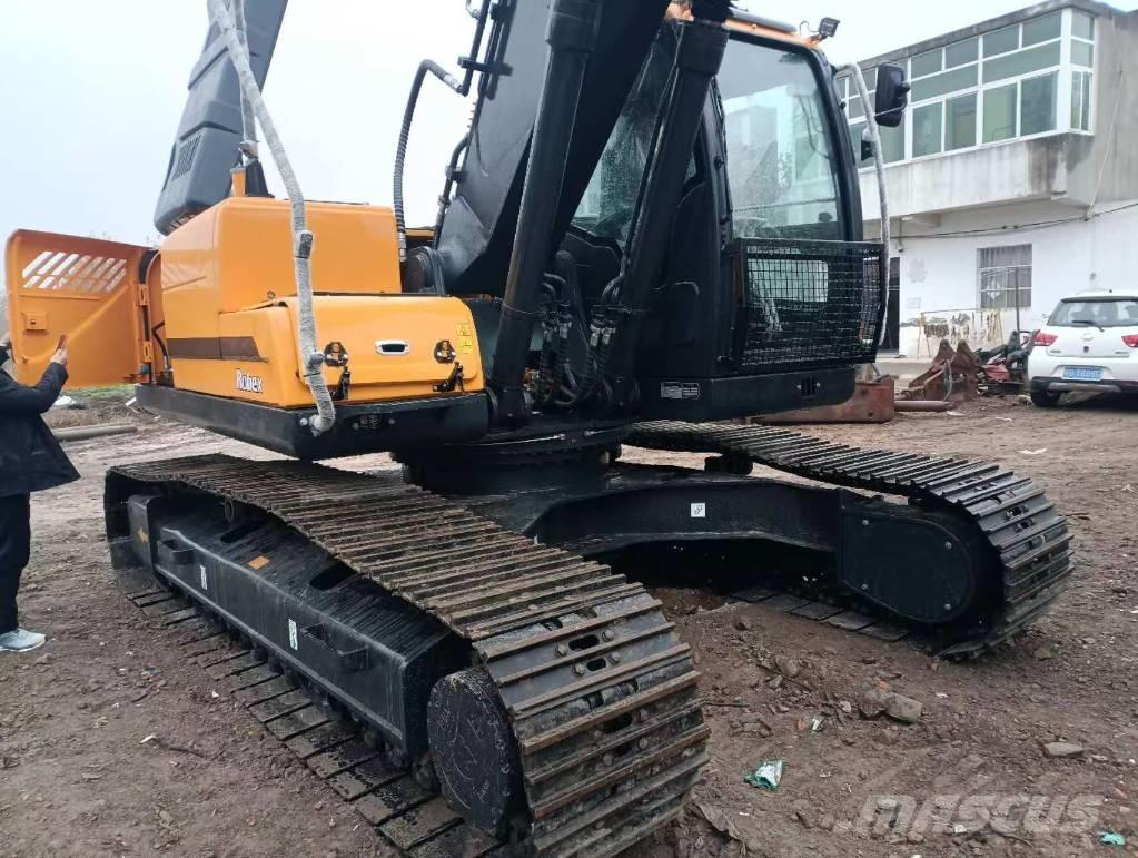Hyundai 220LC-9S Гусеничные экскаваторы