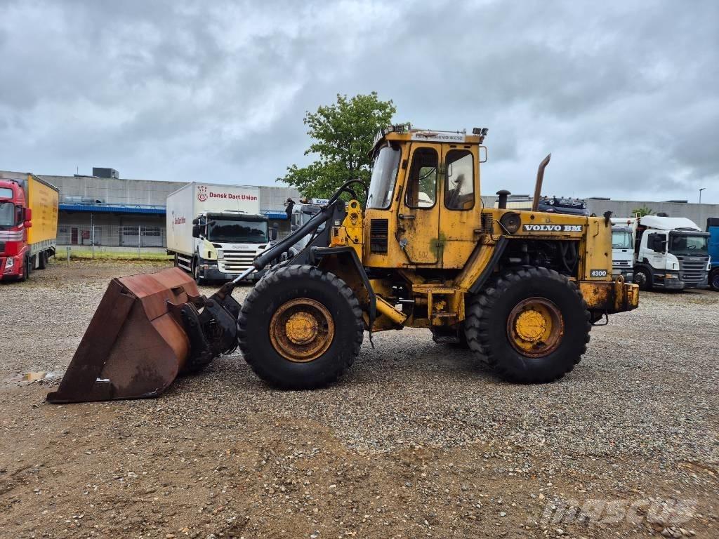 Volvo BM 4300 Фронтальные погрузчики