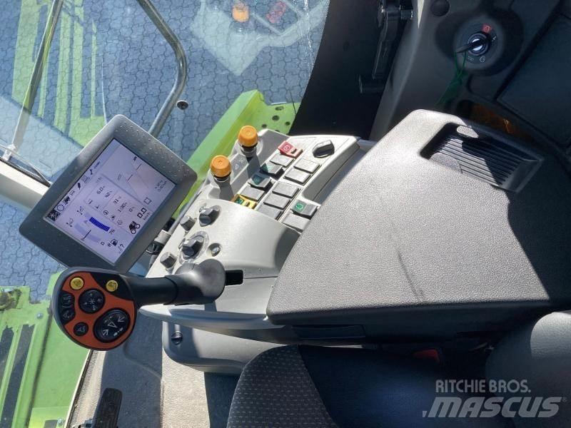 CLAAS LEXION 650 Зерноуборочные комбайны