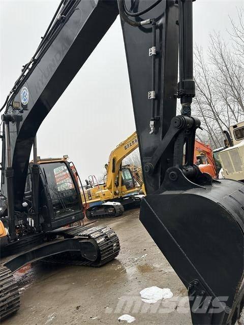 Hyundai R220LC-9S Гусеничные экскаваторы