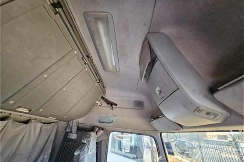UD TRUCKS QUON Специальные грузовики