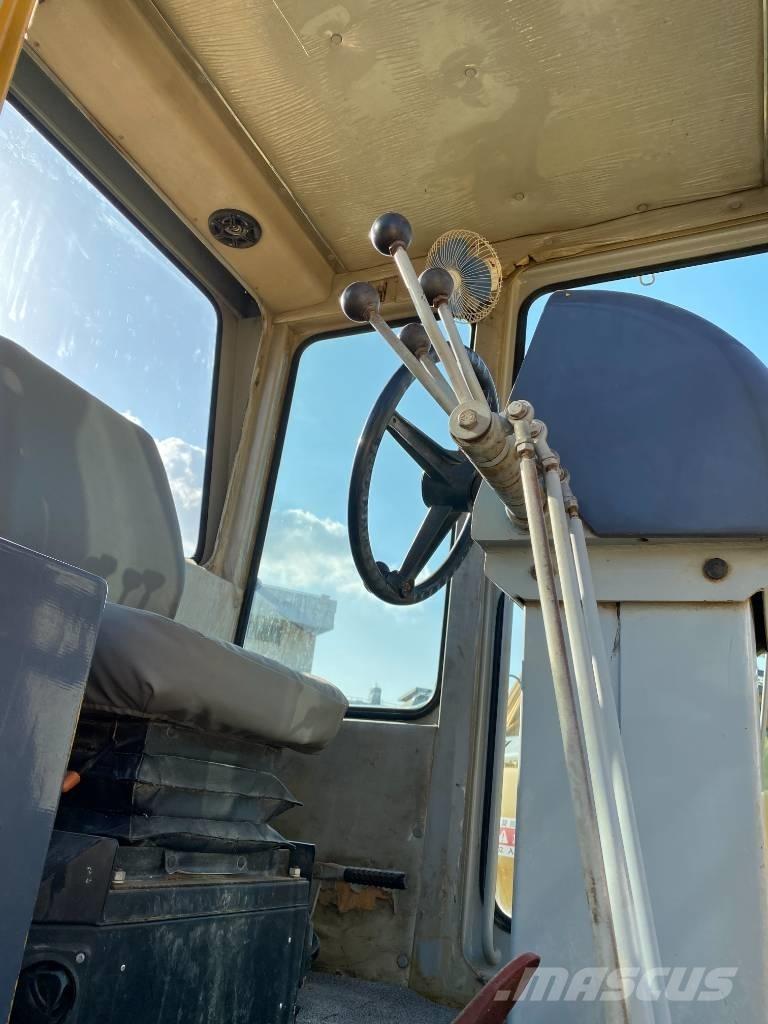 CAT 140 H Грейдеры