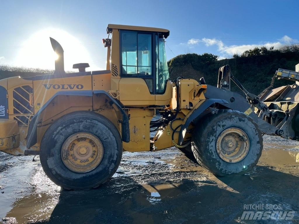 Volvo L 120 F Фронтальные погрузчики