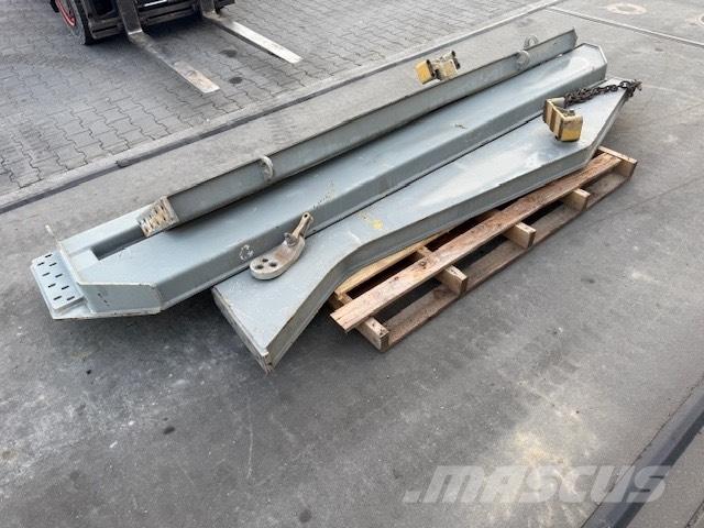 CAT 740 TAILGATE Шарнирно-сочленённые самосвалы