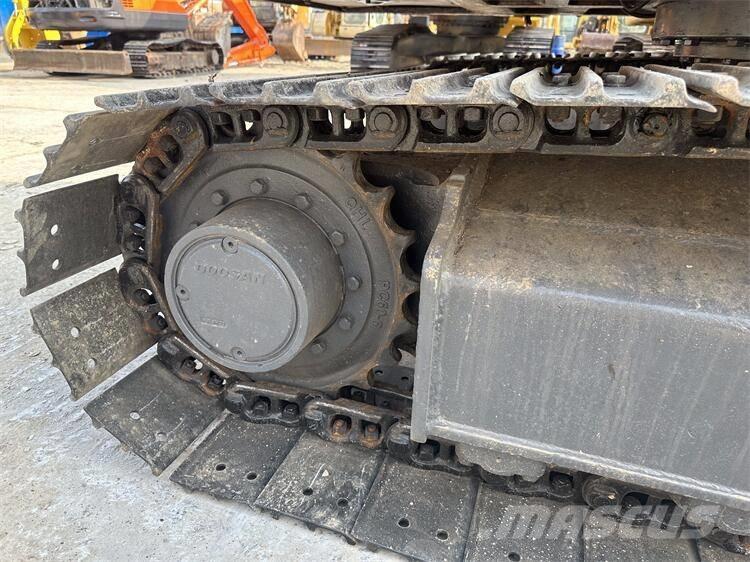 Doosan DX75 Гусеничные экскаваторы