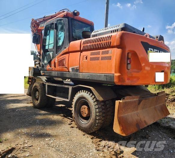 Doosan DX 210 W Колёсные экскаваторы