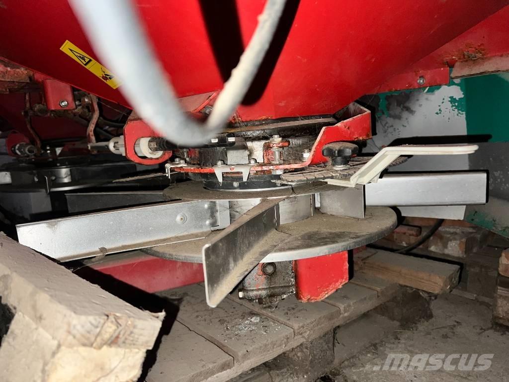 Kverneland DS-XL Разбрасыватели минеральных удобрений