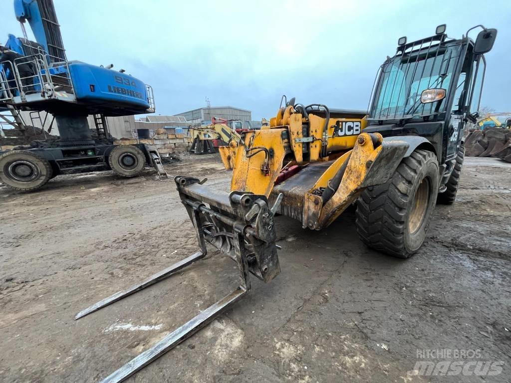 JCB 535-125 Телескопические погрузчики