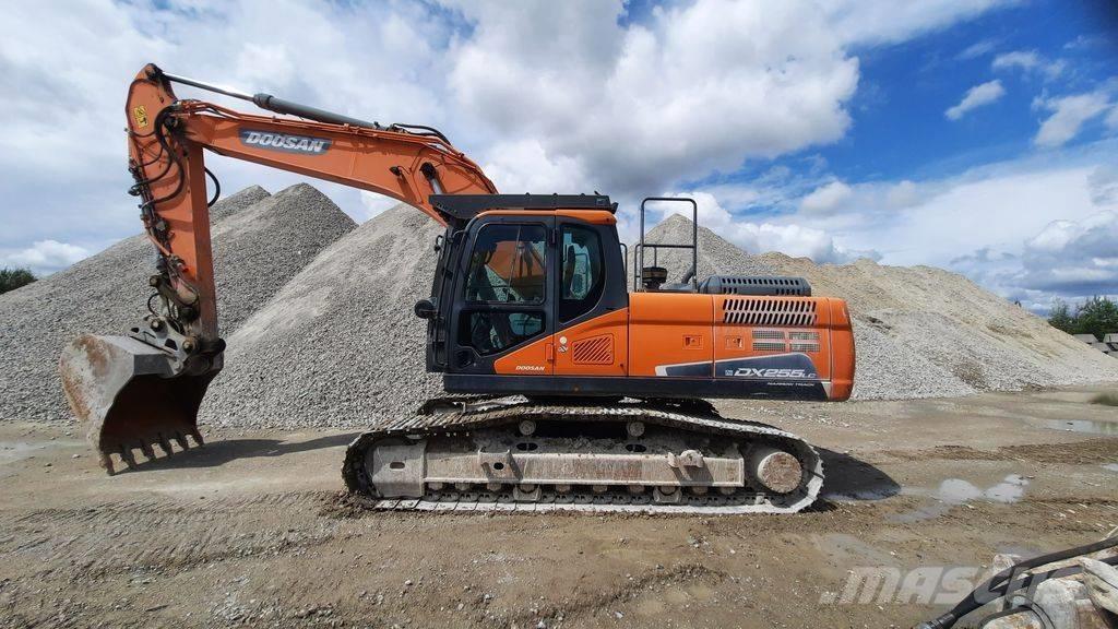 Doosan DX 255 LC-5 Гусеничные экскаваторы