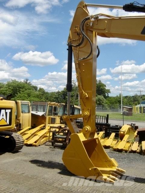 CAT 320 Гусеничные экскаваторы