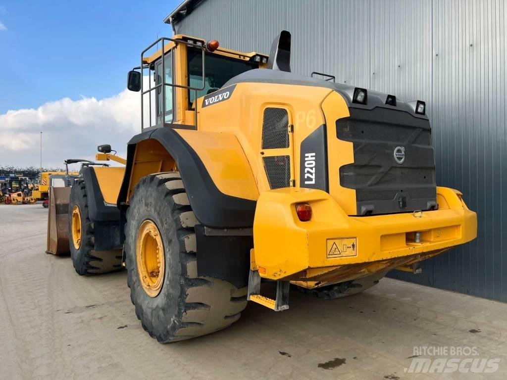 Volvo L220H Фронтальные погрузчики