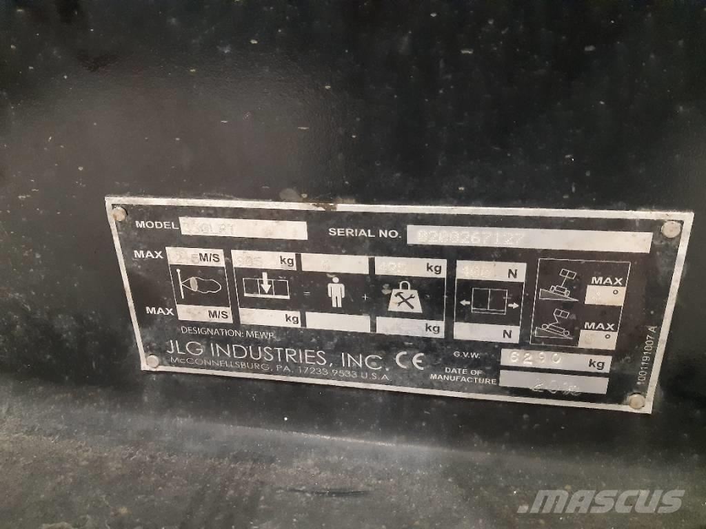 JLG 330 LRT Ножничные подъемники