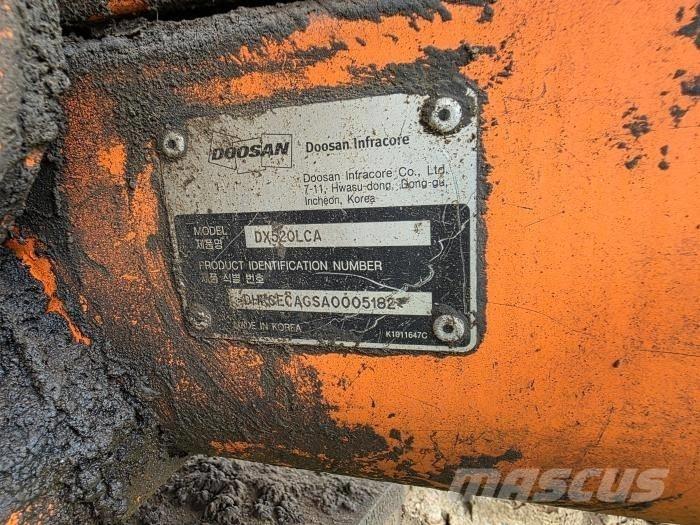 Doosan DX 520 LC Гусеничные экскаваторы