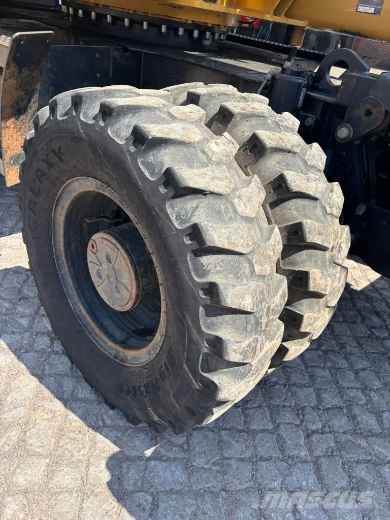 CAT M 313 D Колёсные экскаваторы
