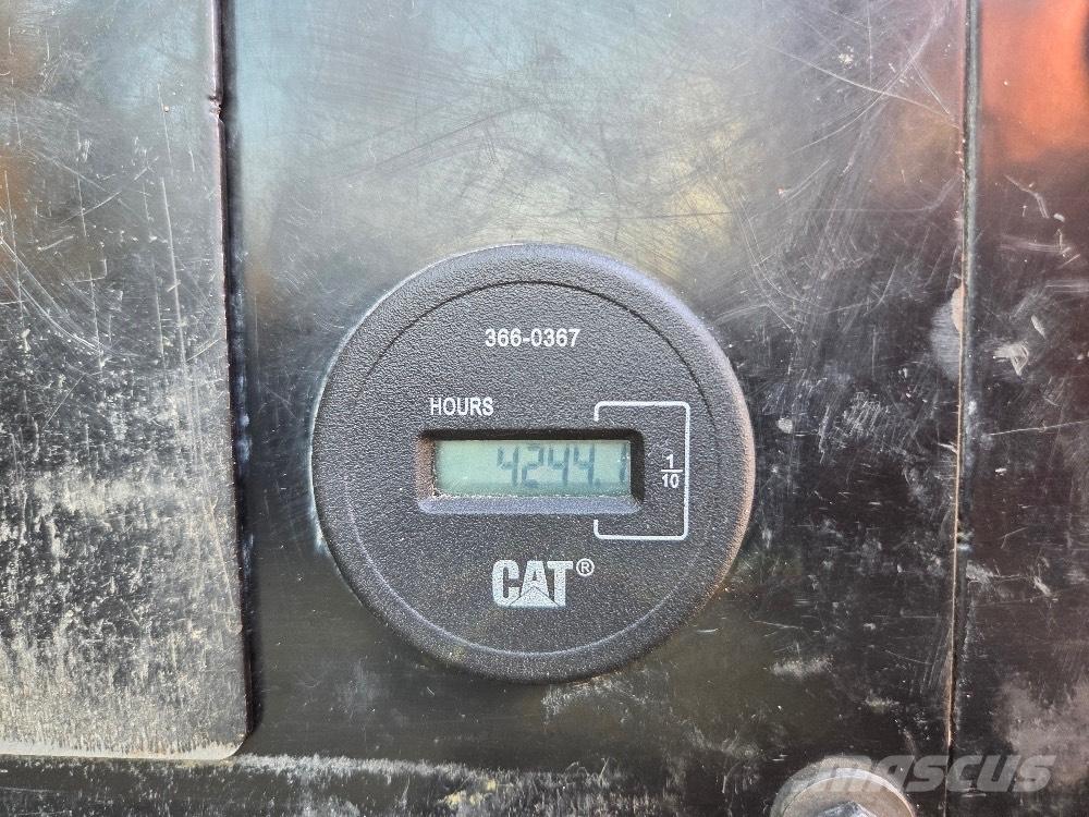 CAT 308E2 Малые экскаваторы 7т-12т