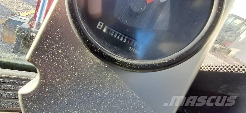 Yanmar SV15 Мини-экскаваторы