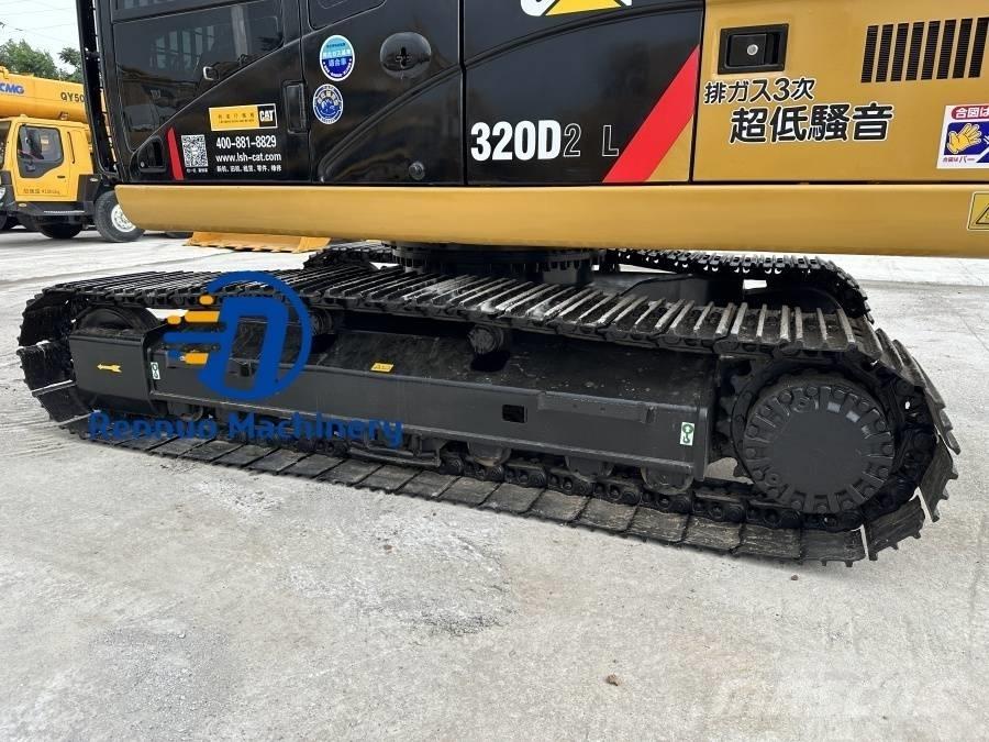 CAT 320 D2L Гусеничные экскаваторы