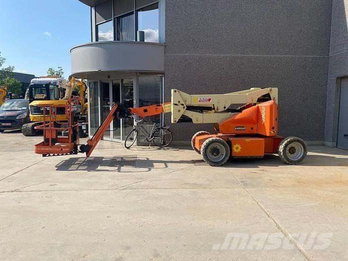 JLG E400AJP Коленчатые подъемники