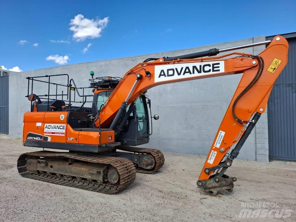Doosan DX 140LC-5 Гусеничные экскаваторы