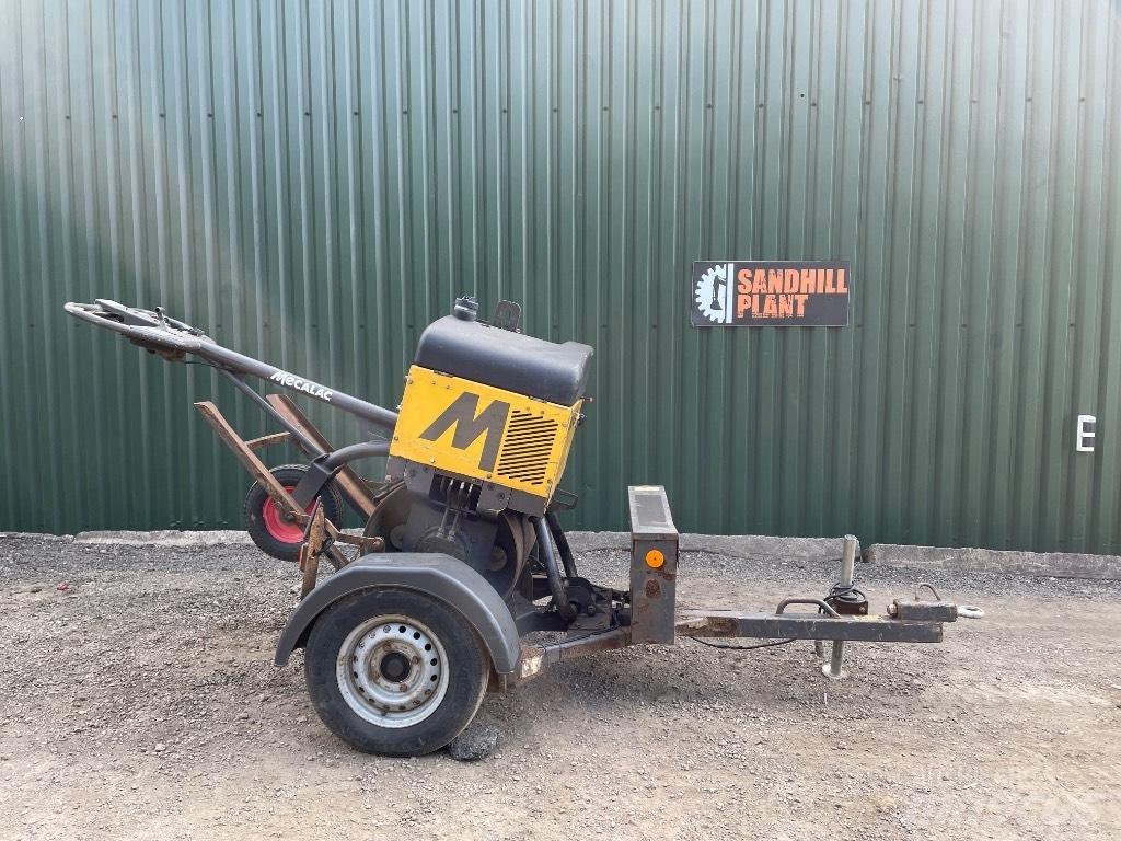 Mecalac MBR 71 Грунтовые катки