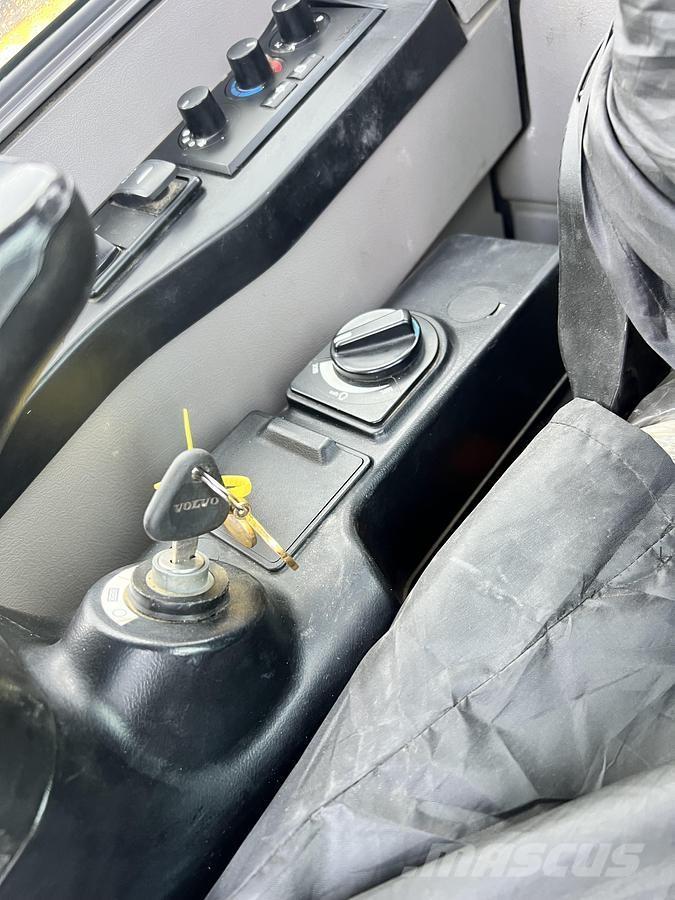 Volvo ECR88D PRO Специальные экскаваторы