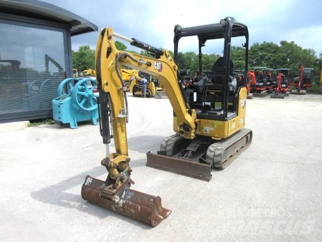 CAT 302 CR Мини-экскаваторы