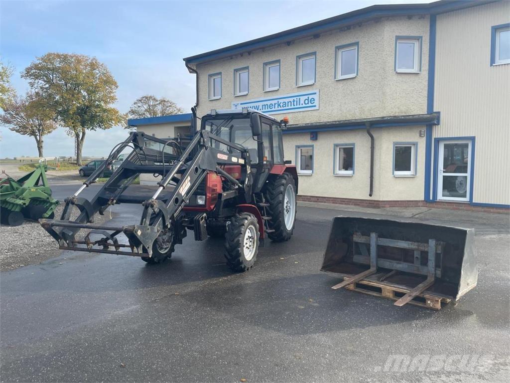 Belarus MTS 820 + FL Трактора