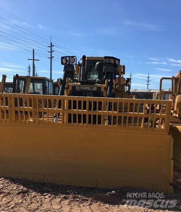 CAT D6R Гусеничные бульдозеры