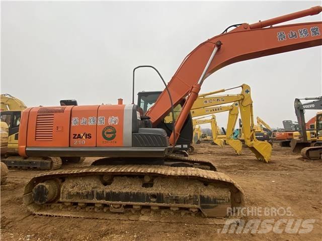 Hitachi ZX210-3 Гусеничные экскаваторы
