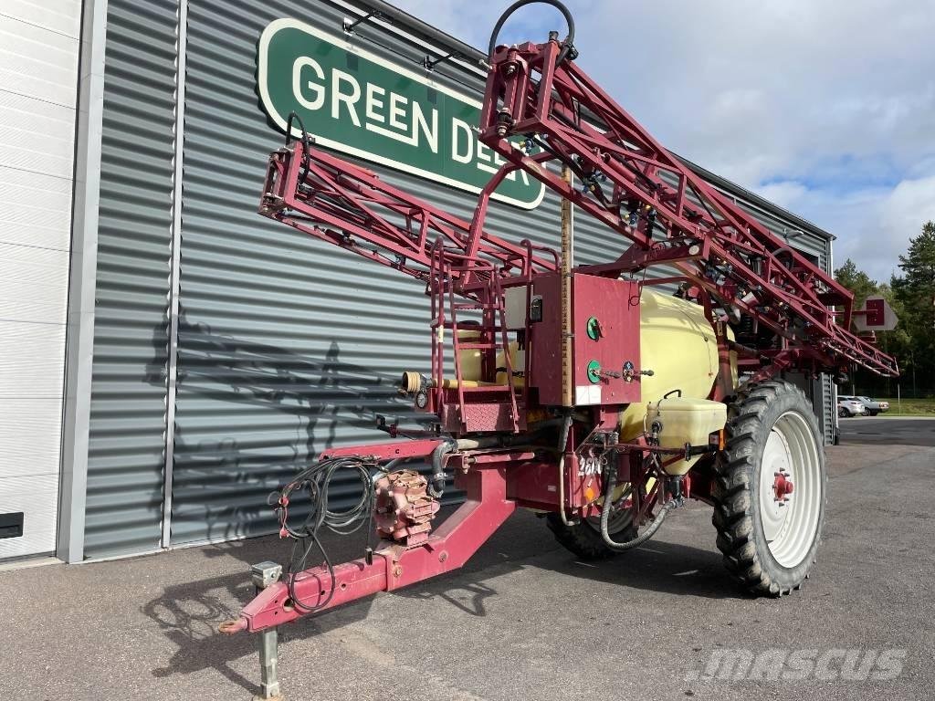 Hardi 2800LPY Прицепные опрыскиватели
