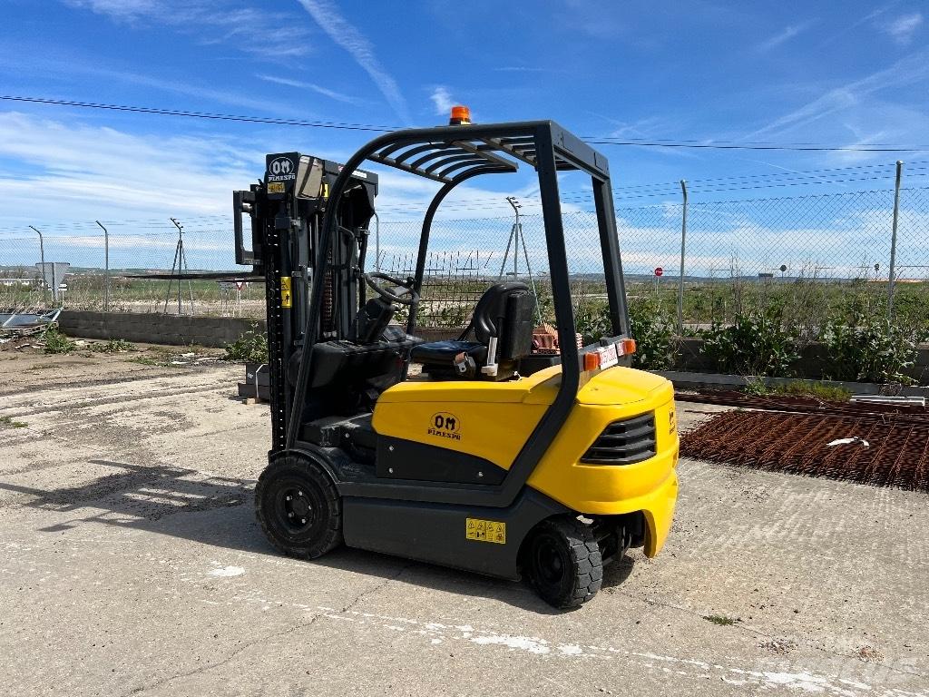 Om-Pimespo XE22 Электропогрузчики