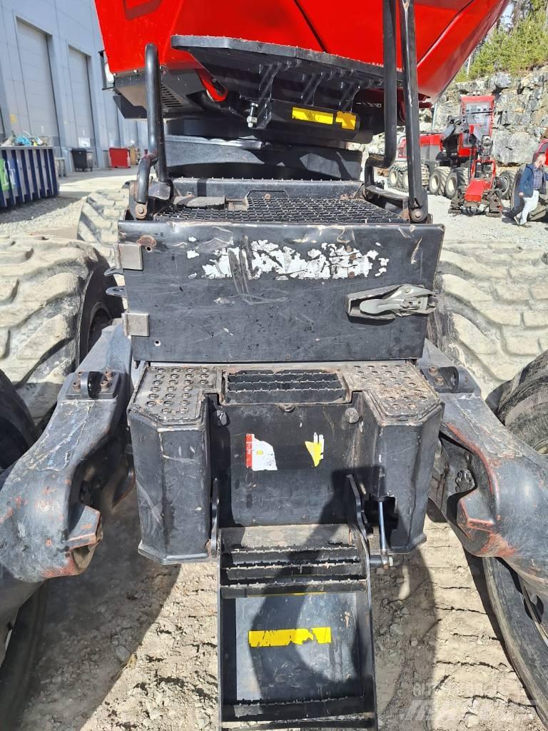 Komatsu 931 XC Харвестеры
