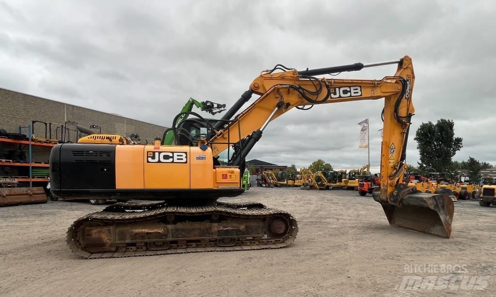 JCB JS 220 Гусеничные экскаваторы