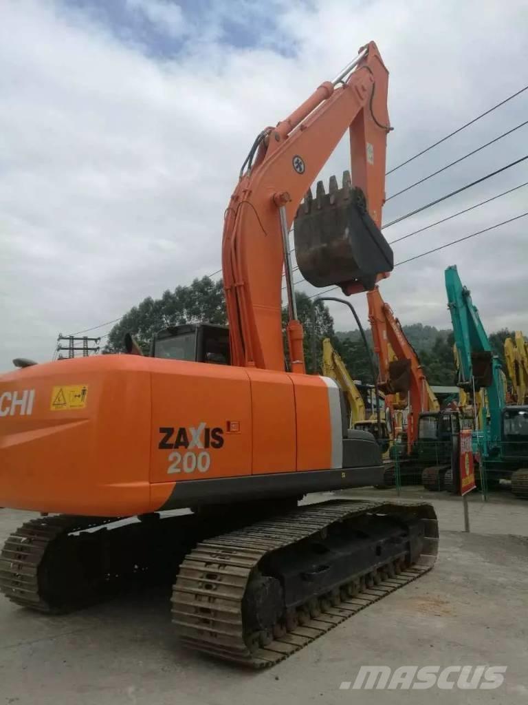 Hitachi zx200 Гусеничные экскаваторы