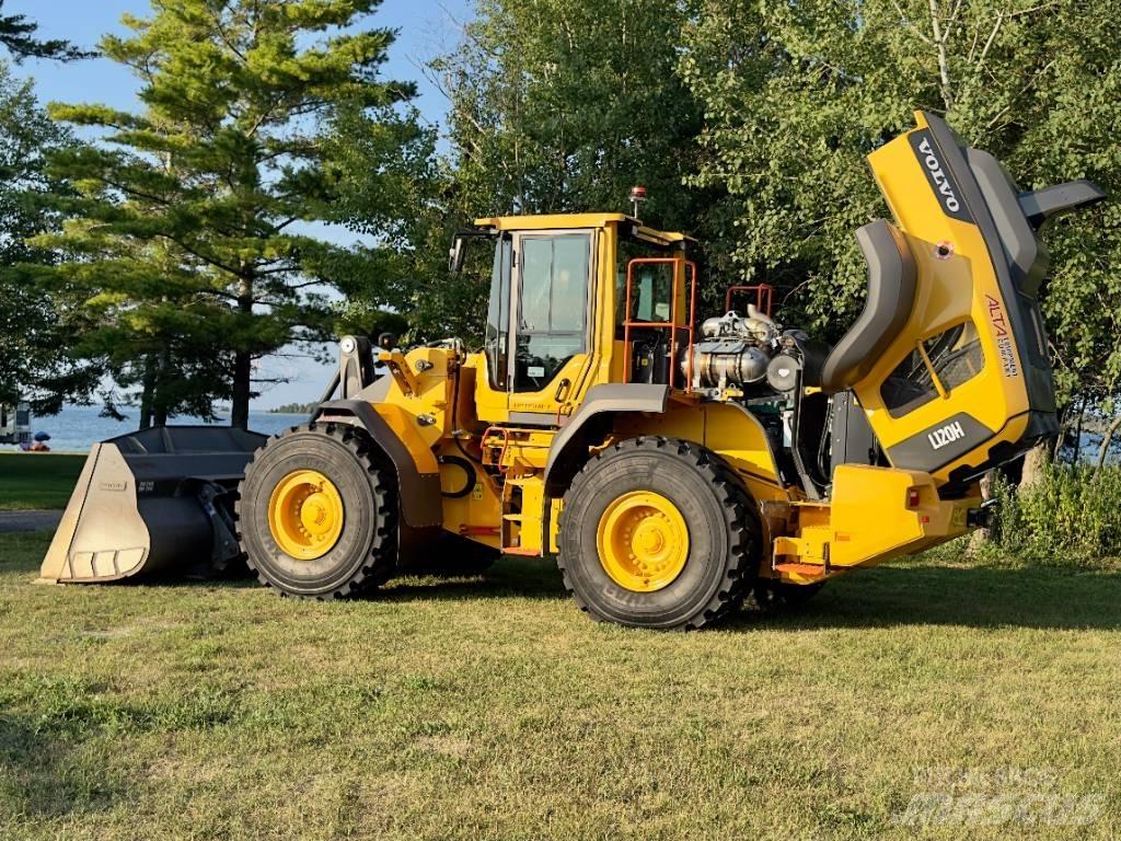 Volvo L120H Фронтальные погрузчики