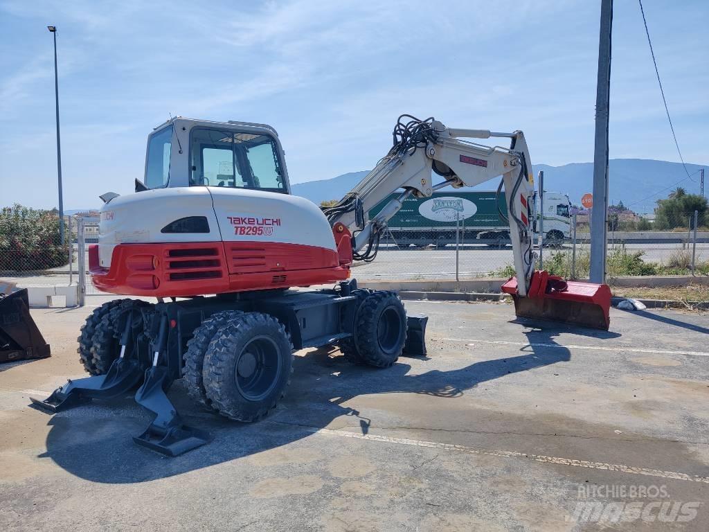 Takeuchi TB 295 W Колёсные экскаваторы