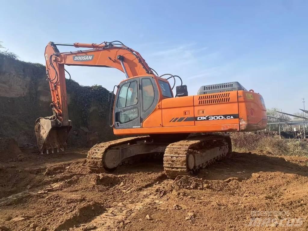 Doosan DX 300 LC Гусеничные экскаваторы