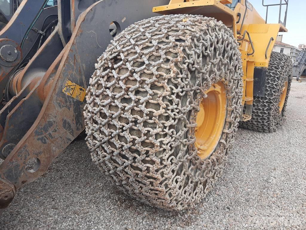 Volvo BM L220H Фронтальные погрузчики