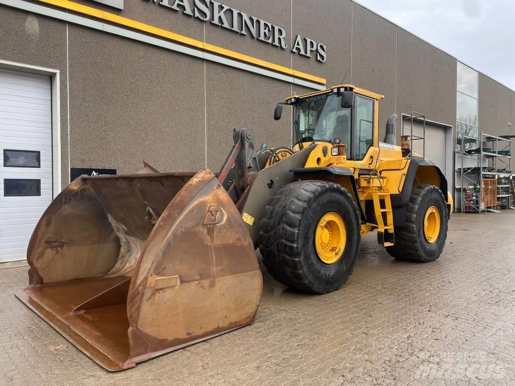 Volvo L220G Фронтальные погрузчики