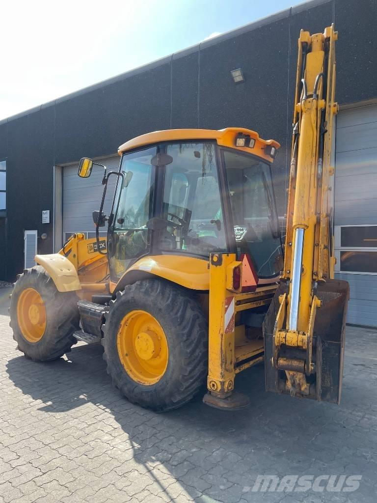 JCB 3CX Экскаваторы-погрузчики