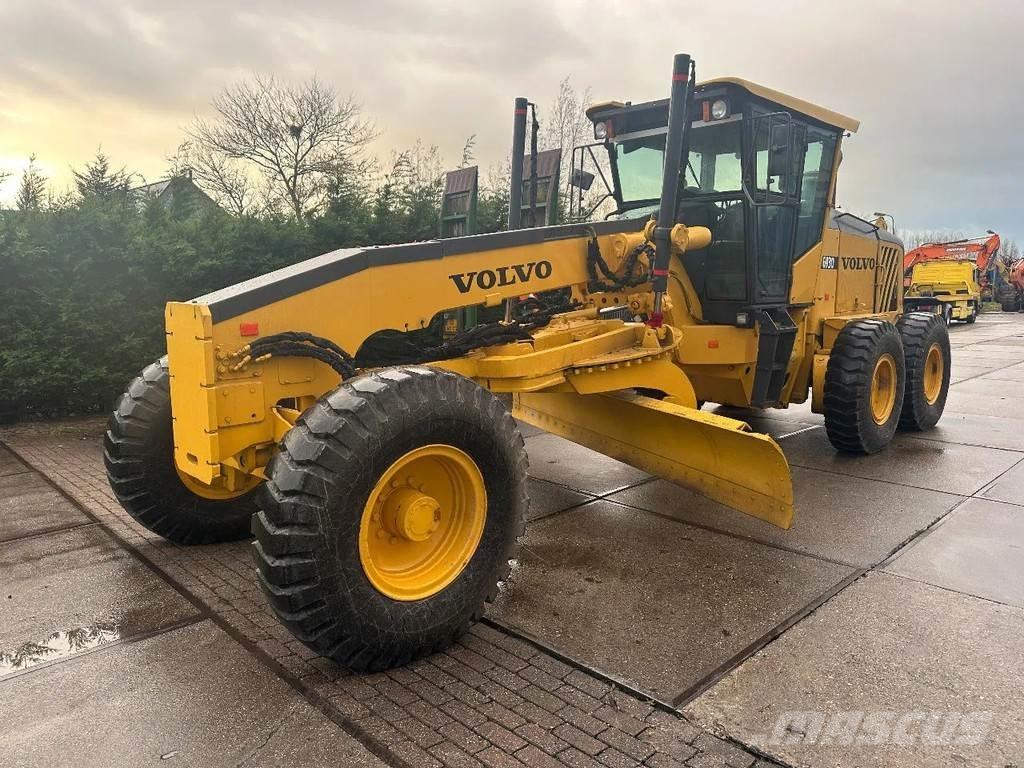 Volvo G 930 Грейдеры