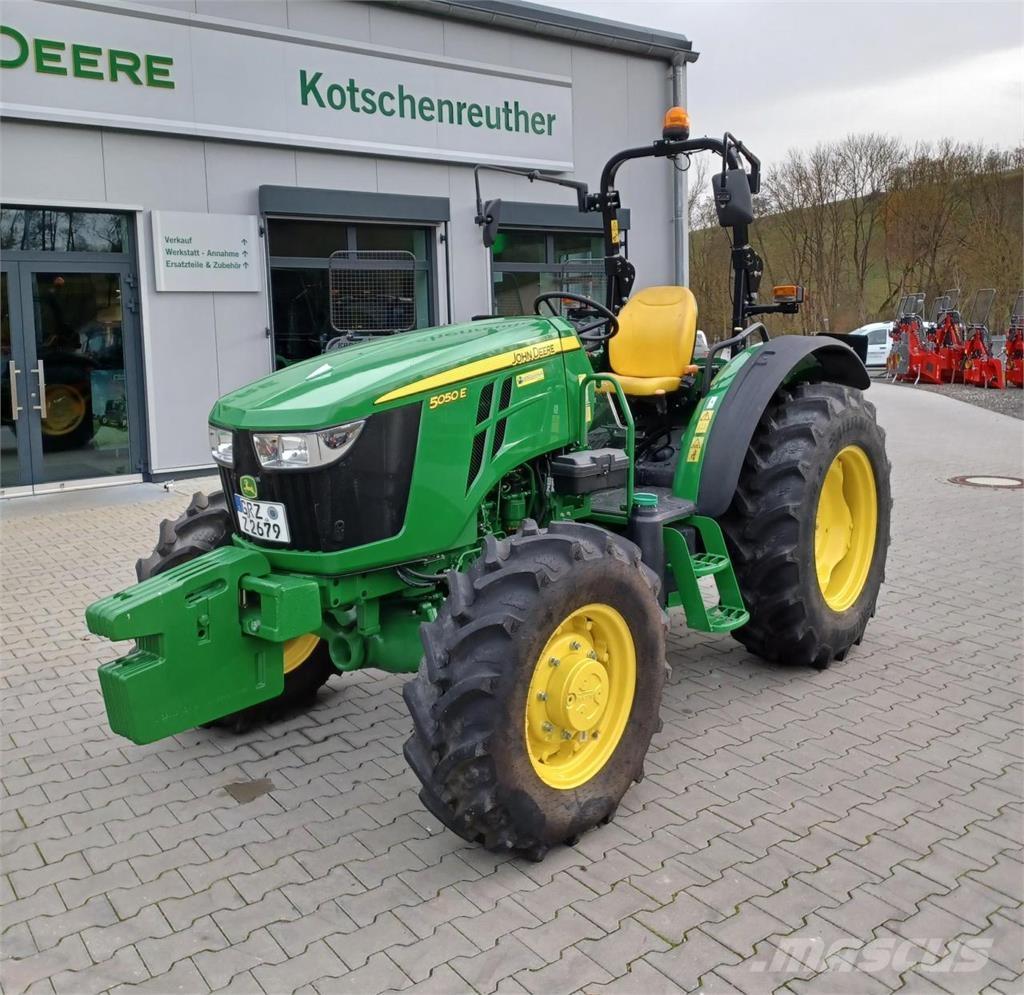 John Deere 5050E Трактора