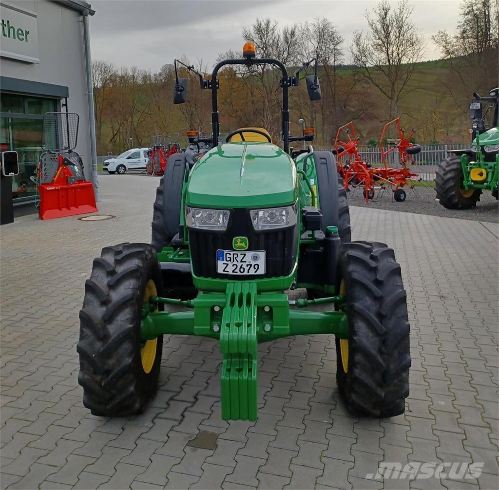 John Deere 5050E Трактора