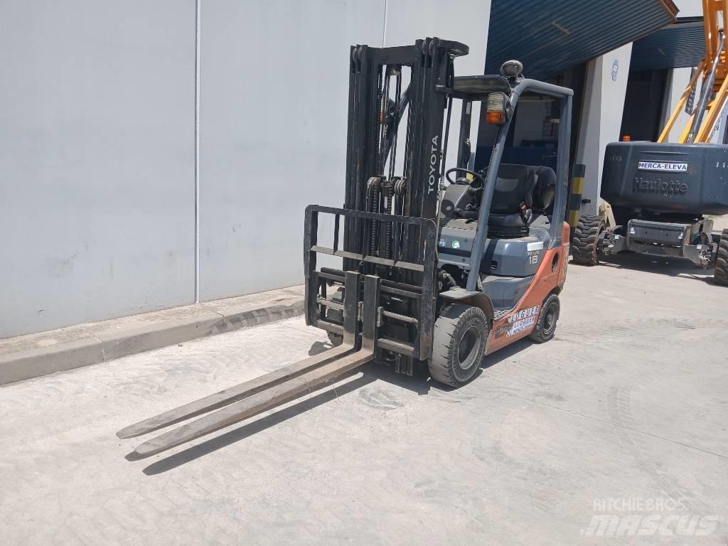 Toyota D02-8FG18 Газовые погрузчики