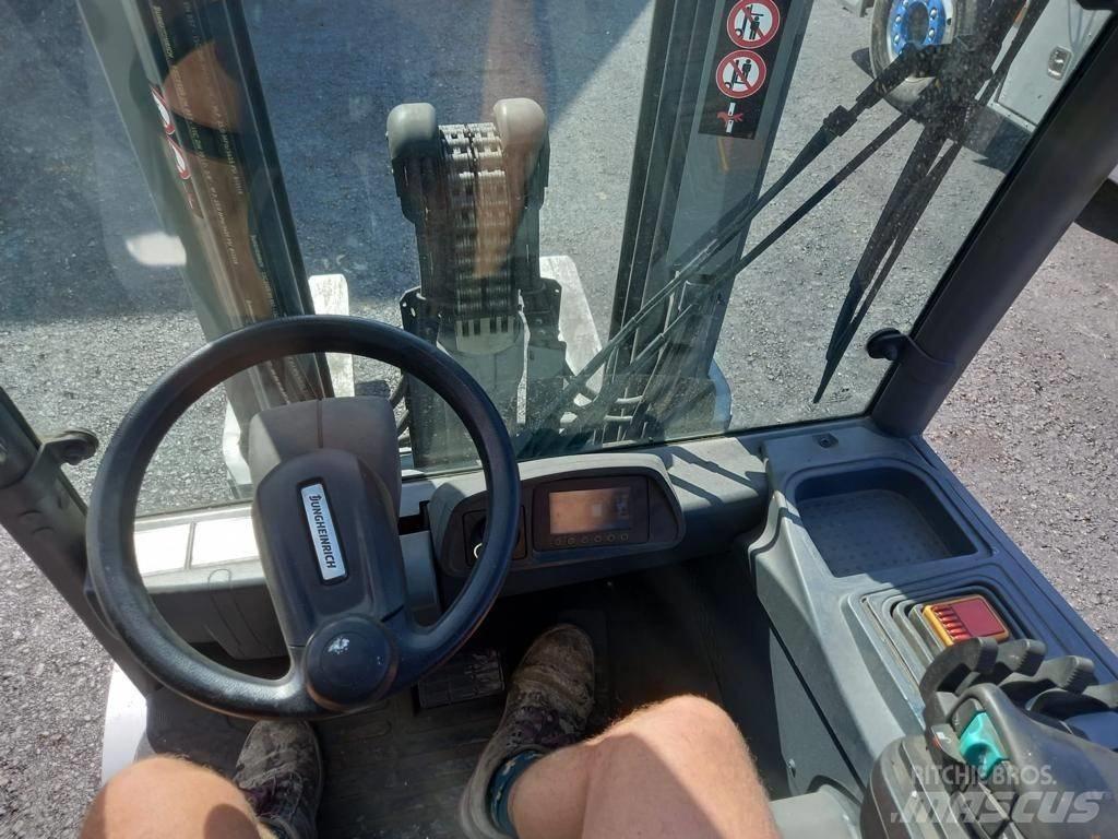 Jungheinrich EFG 540 Электропогрузчики